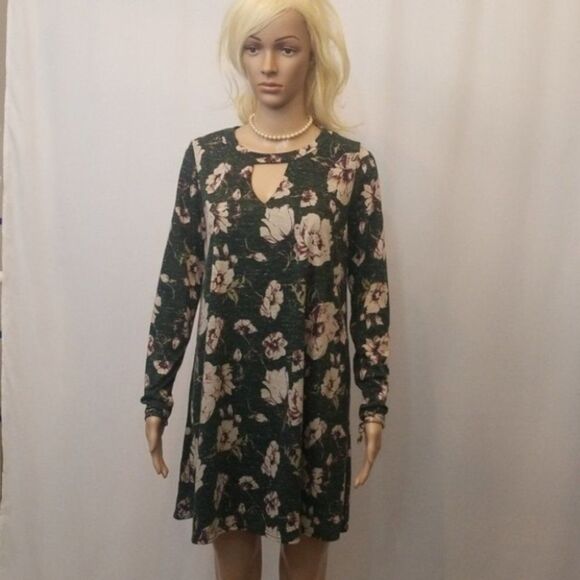 Peach Love California Floral Dress - Medium - Picture 7 of 7